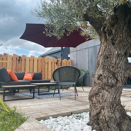 L'escapade Du Bord De Rance Holiday home *